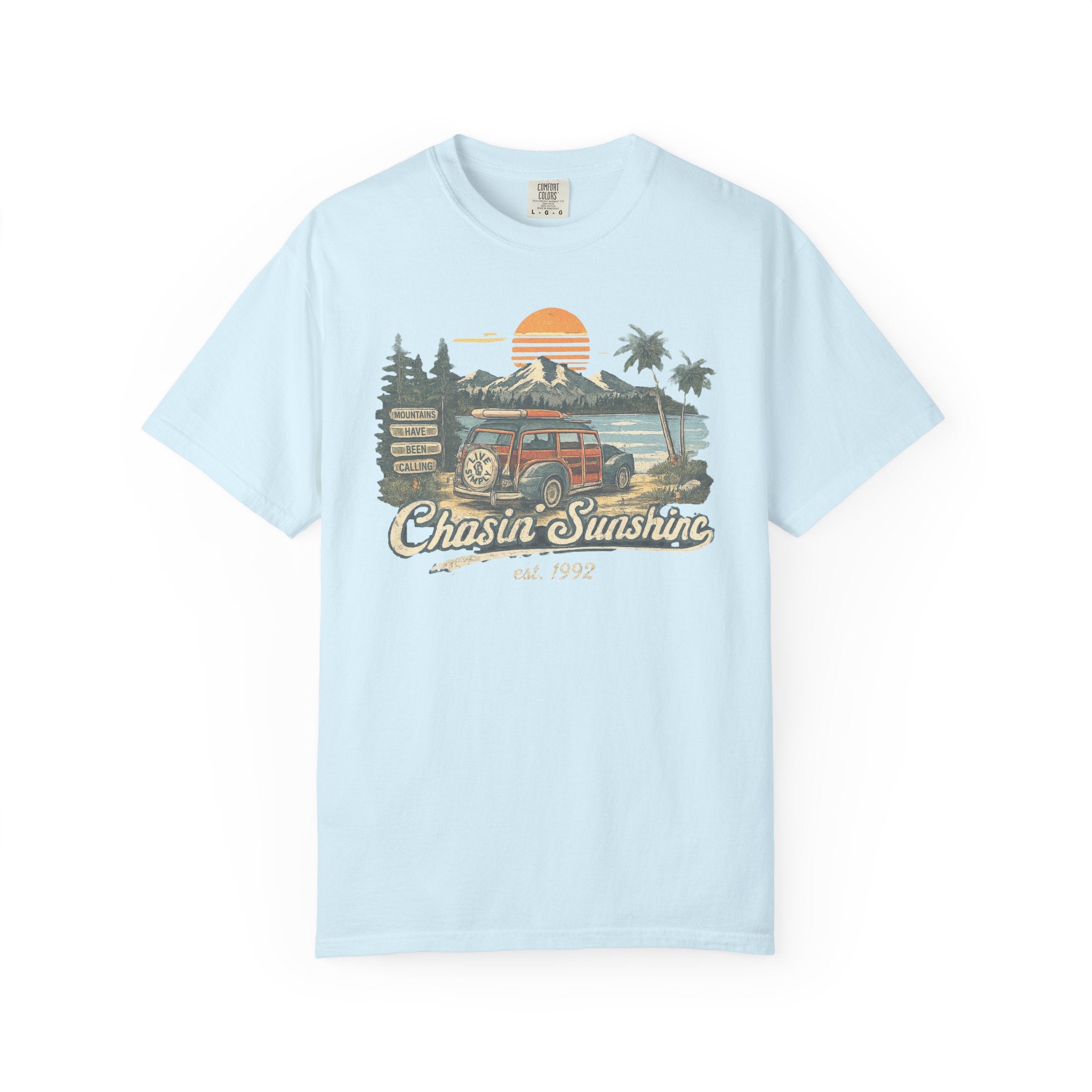 Retro Style Mountain Lovers T-shirt | Vintage Vibes Coastal Lake Sunset, Outdoorsy Tee For Hikers, Camping Tee