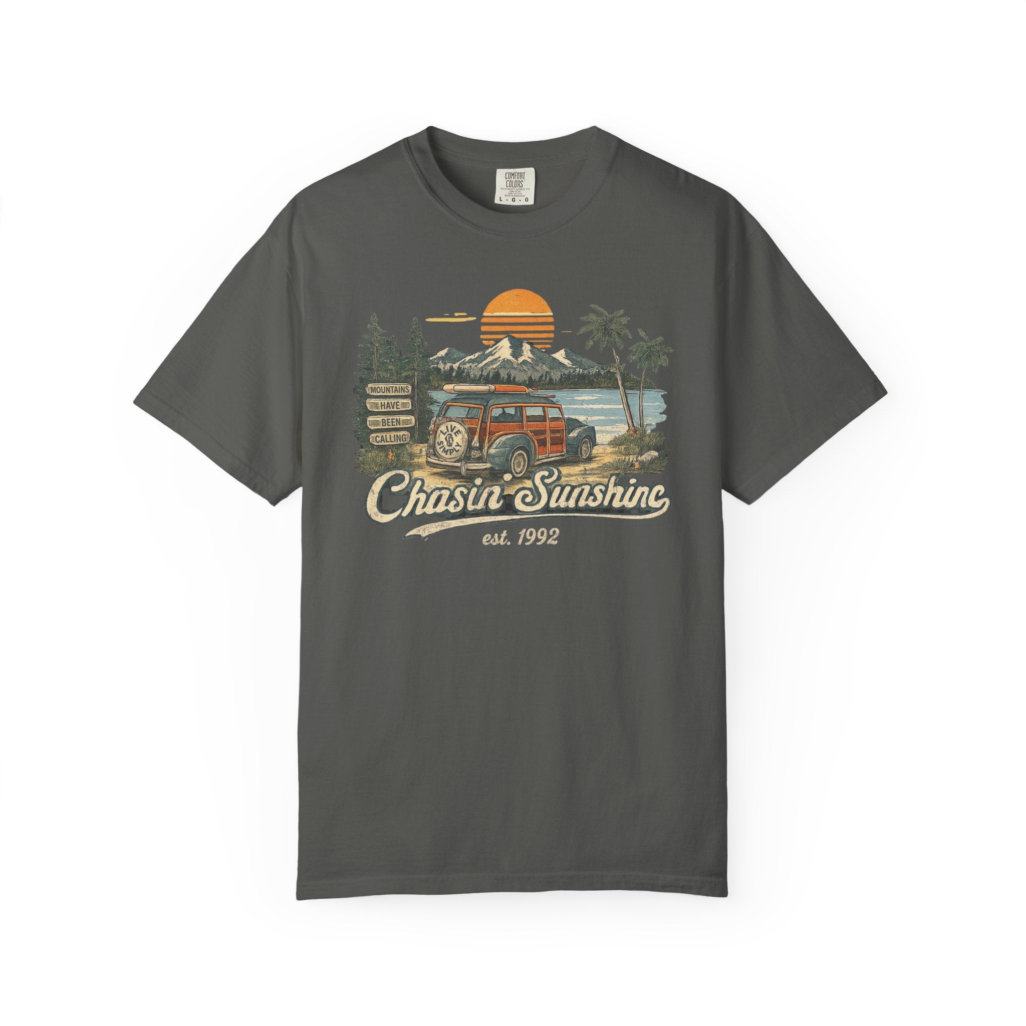Retro Style Mountain Lovers T-shirt | Vintage Vibes Coastal Lake Sunset, Outdoorsy Tee For Hikers, Camping Tee