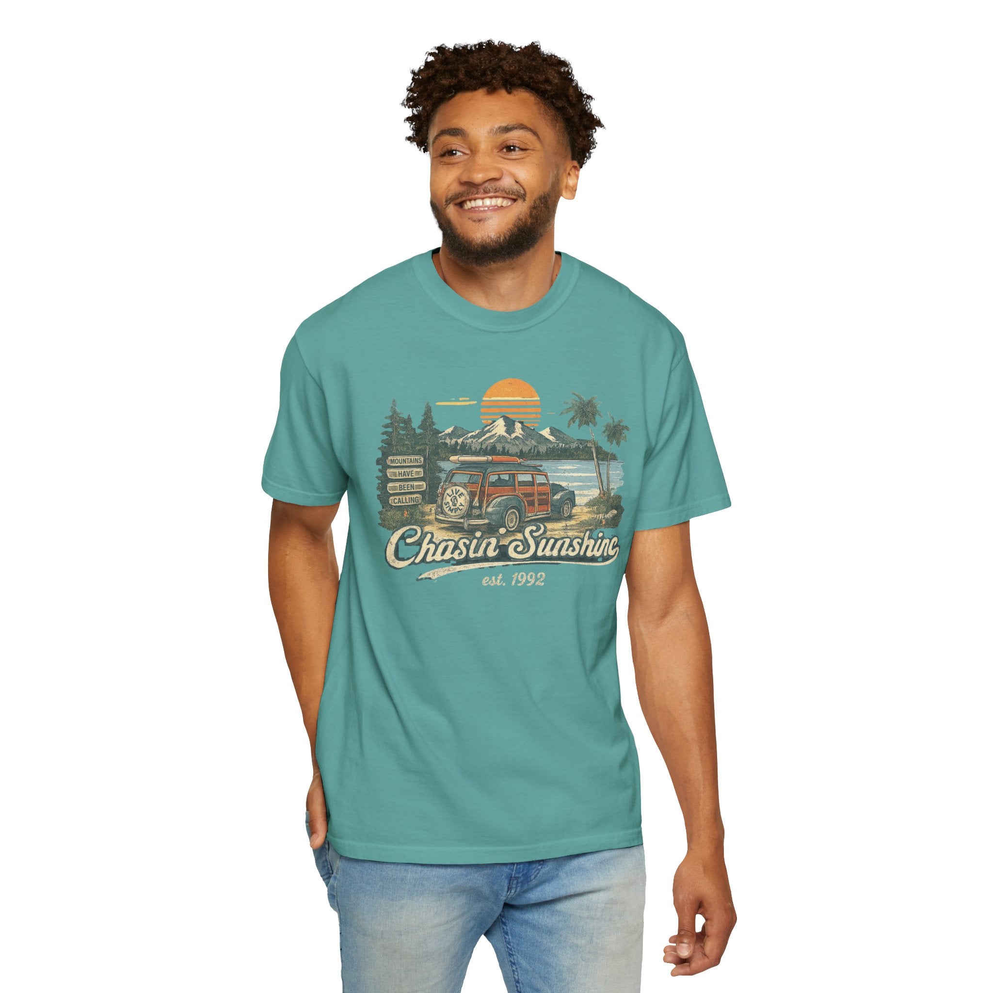 Retro Style Mountain Lovers T-shirt | Vintage Vibes Coastal Lake Sunset, Outdoorsy Tee For Hikers, Camping Tee