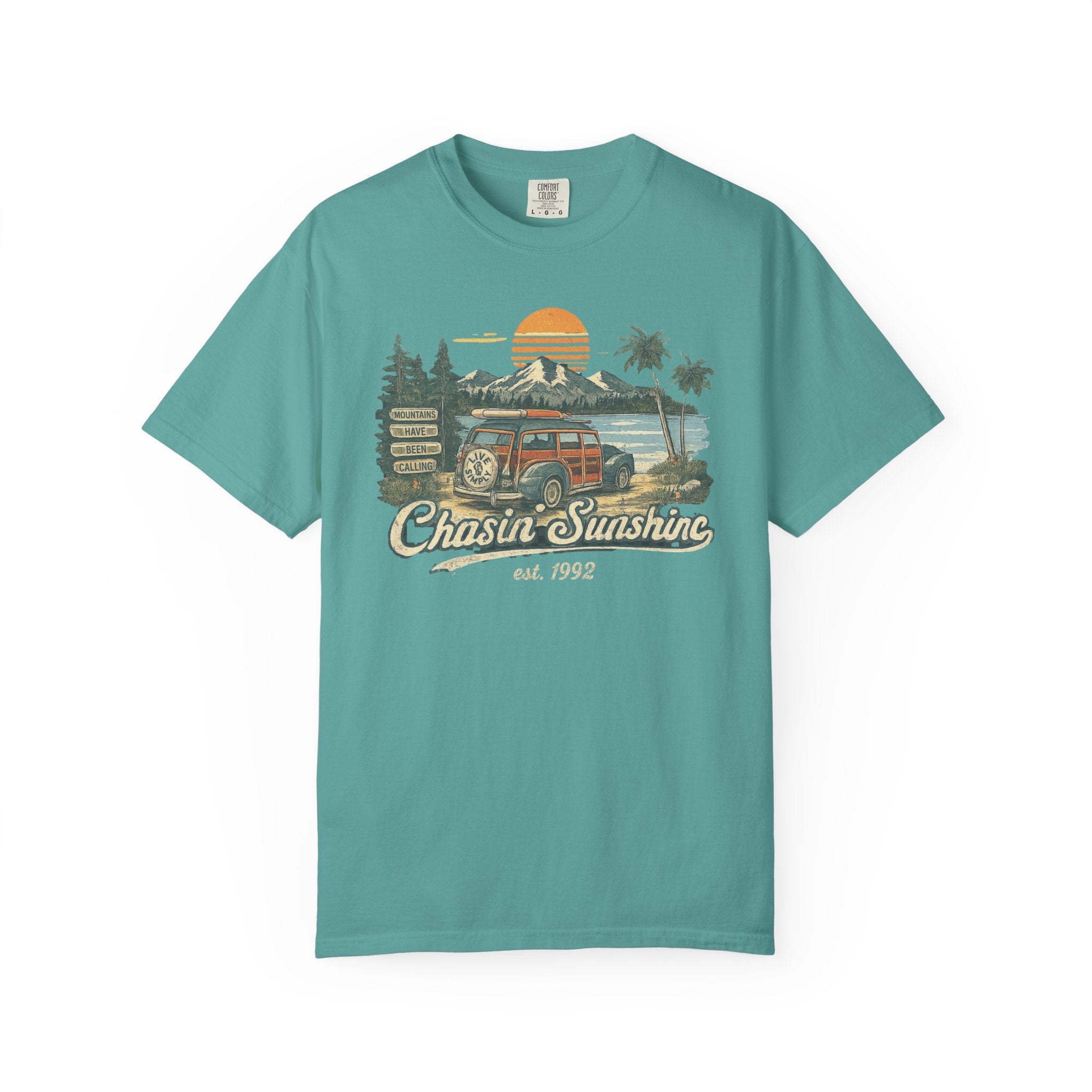 Retro Style Mountain Lovers T-shirt | Vintage Vibes Coastal Lake Sunset, Outdoorsy Tee For Hikers, Camping Tee