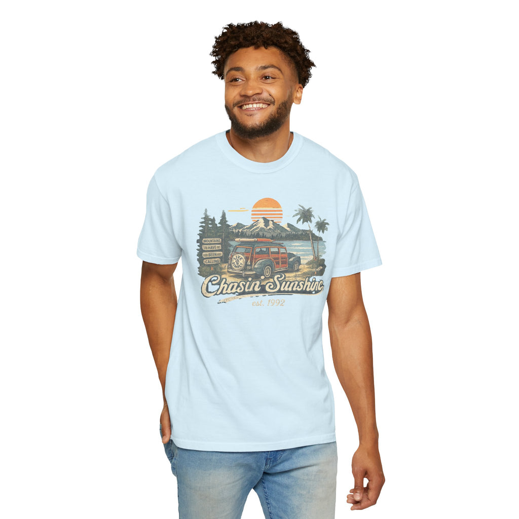 Retro Style Mountain Lovers T-shirt | Vintage Vibes Coastal Lake Sunset, Outdoorsy Tee For Hikers, Camping Tee