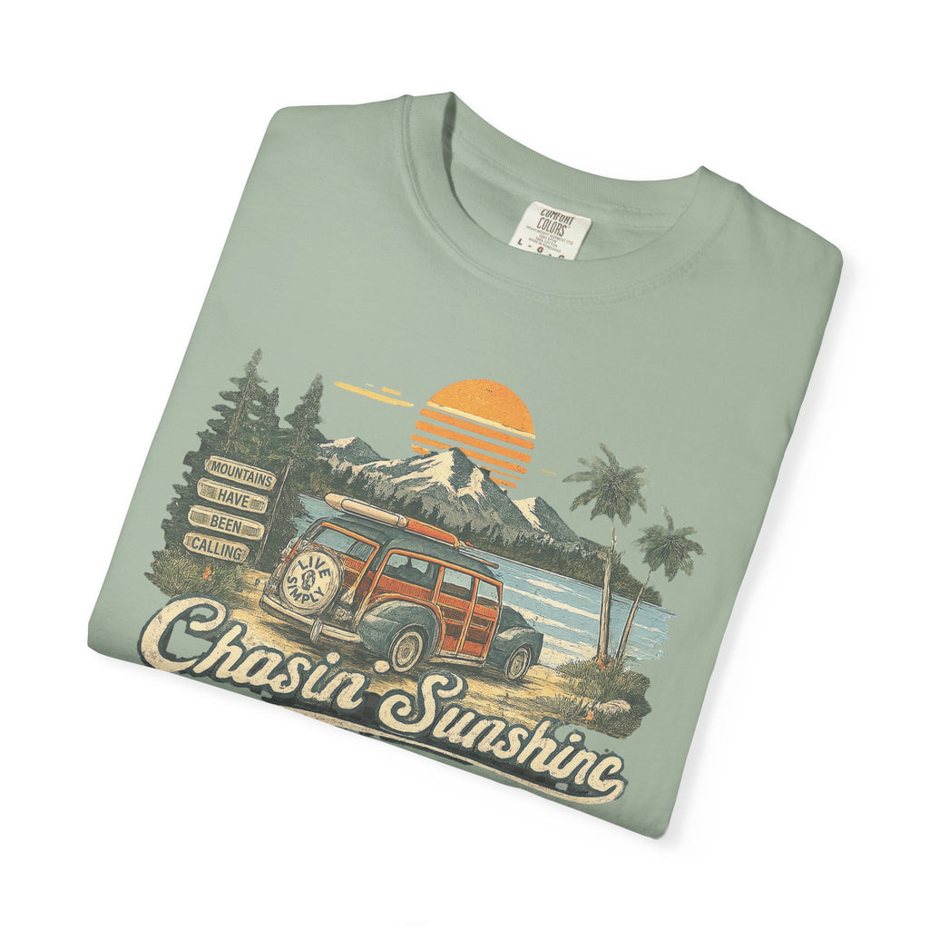 Retro Style Mountain Lovers T-shirt | Vintage Vibes Coastal Lake Sunset, Outdoorsy Tee For Hikers, Camping Tee