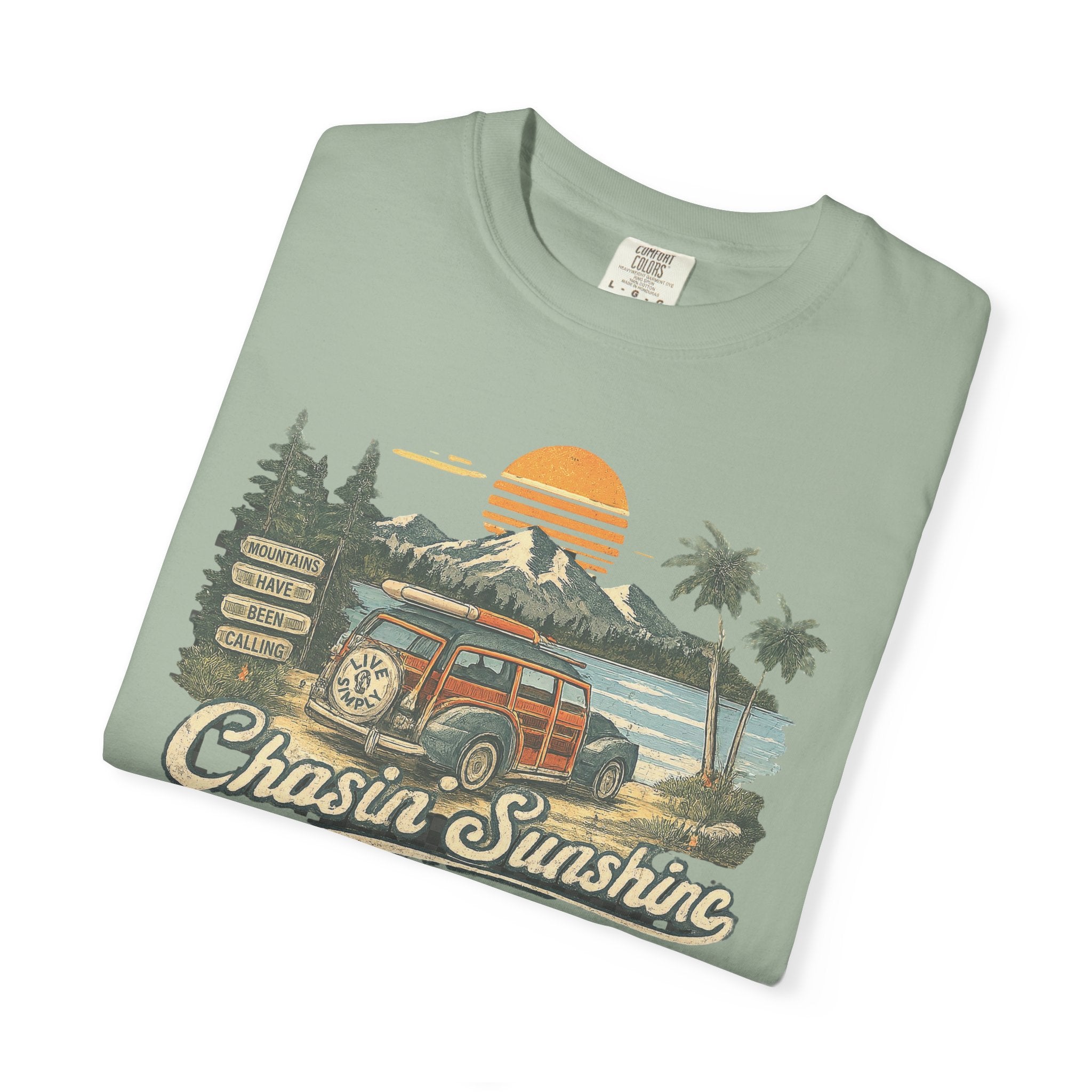Retro Style Mountain Lovers T-shirt | Vintage Vibes Coastal Lake Sunset, Outdoorsy Tee For Hikers, Camping Tee