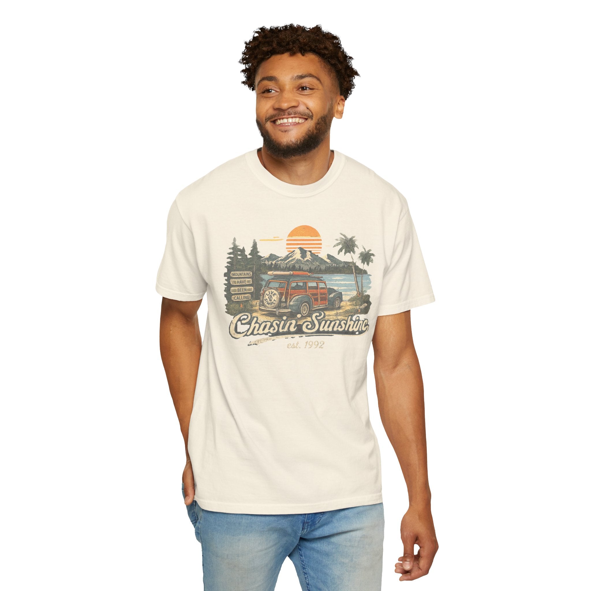 Retro Style Mountain Lovers T-shirt | Vintage Vibes Coastal Lake Sunset, Outdoorsy Tee For Hikers, Camping Tee